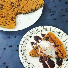 A picture of Chocolate Chip Cookizza.