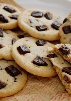 A picture of My Best Chewy Chocolate Chunk Cookies🍪🍫.