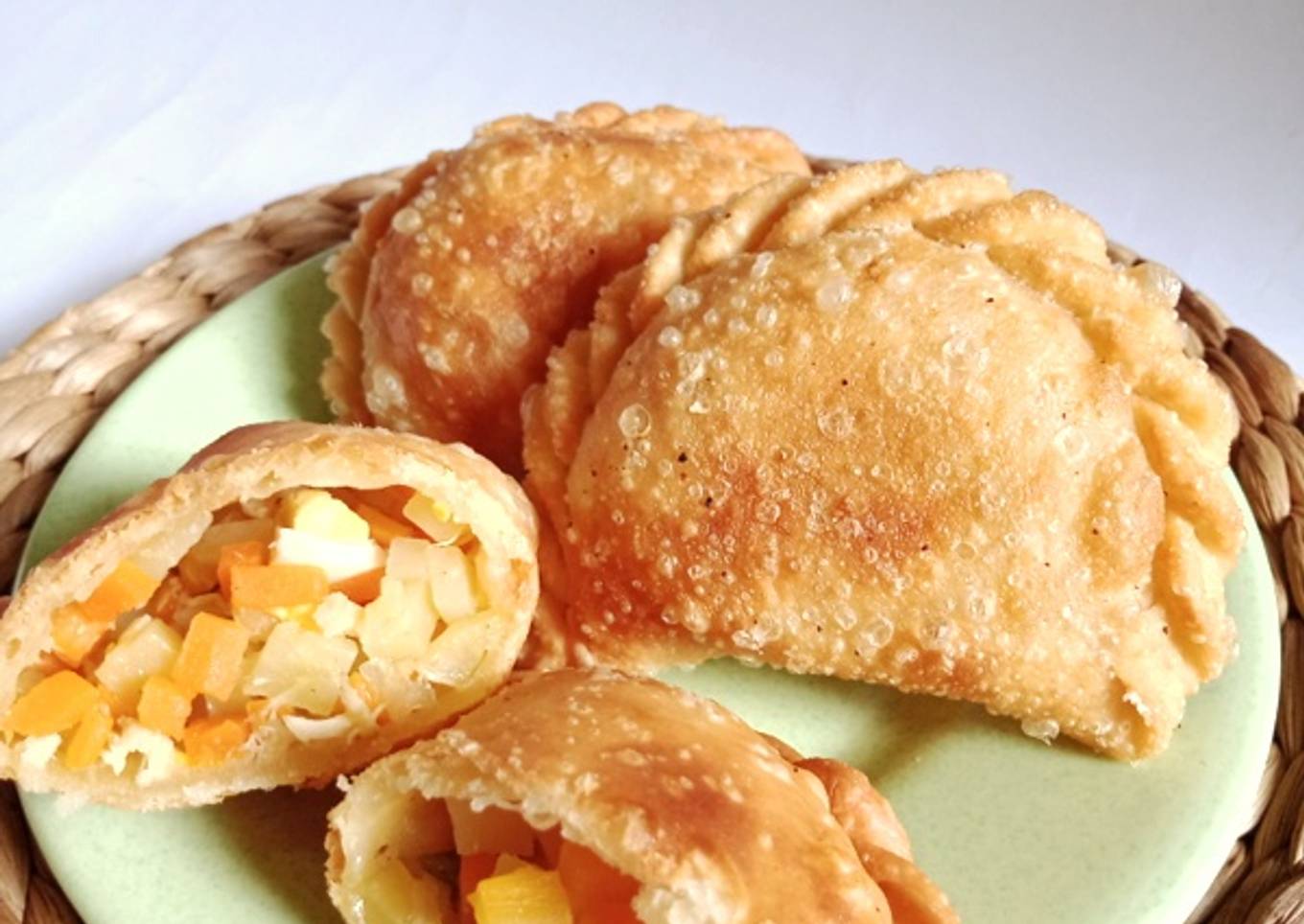 Pastel isi Wortel Kentang