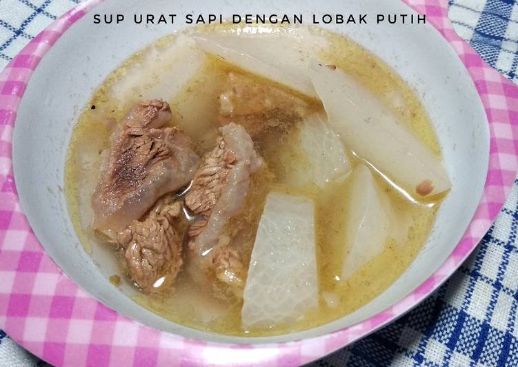 Cara meracik Sup Urat Sapi Masak Lobak yang Lezat