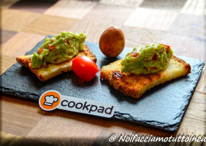 Crostini con Guacamole