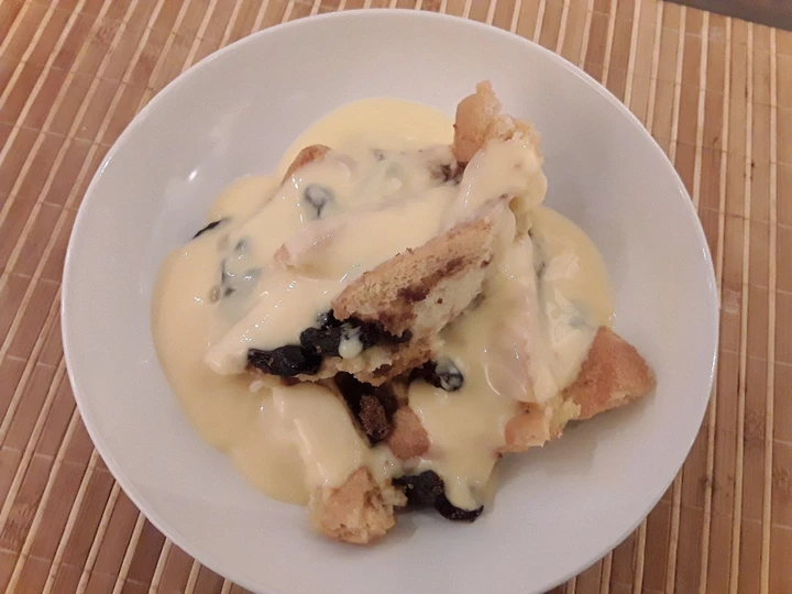 Easy Steps to Prepare Recipe Sig&amp;#39;s Bread and Butter Pudding #myfavouriterecipes that is  Makes Drooling, Delicious}