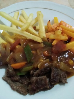 Foto resep Beef steak / steak daging sapi saos cokelat