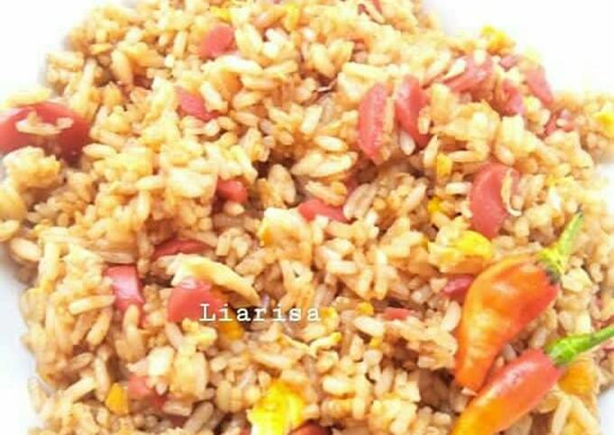 Cara Gampang Membuat Nasi Goreng Sosis ala Abang-Abang Jualan, Lezat