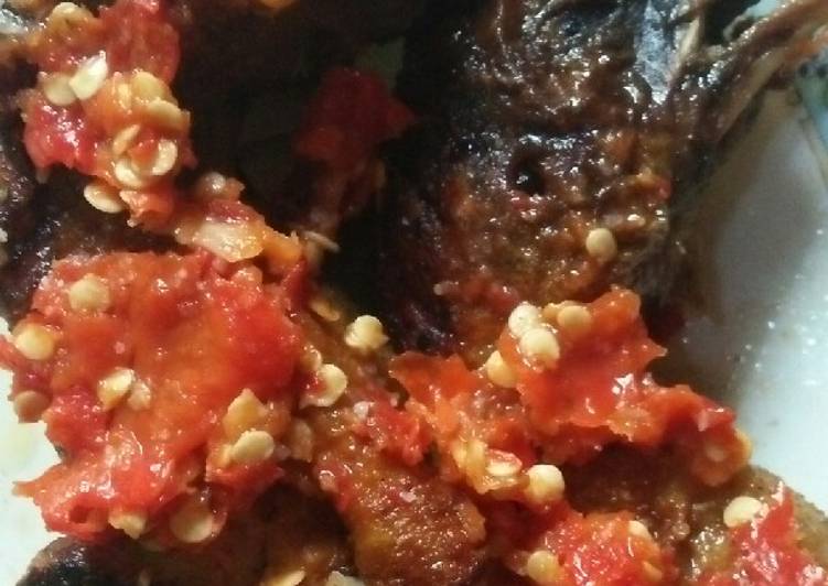 Resep Geprek kepala ayam yang Enak