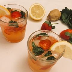 Strawberry and ginger beer cocktail A picture of Strawberry and ginger beer cocktail.