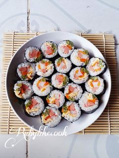 Hình của món Cơm kimbap thanh cua.