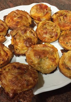 Una foto de Minipizzas en espiral de hojaldre
