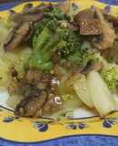 Brócoli con patatas y salsa de champiñones