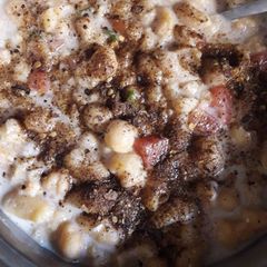 A picture of Dahi phulki.