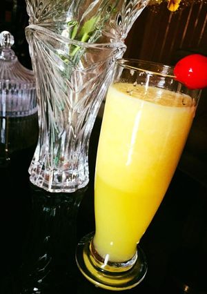 A picture of Melon 🍈 Tang Refresher.