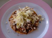 Una foto de la mejor receta de pierna con legumbres