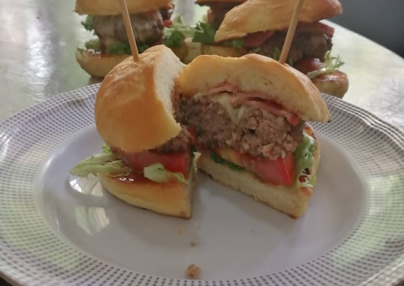 The best beef Burgers #cookedwithcookpad #beefburger