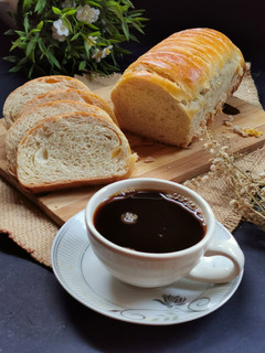 কলার পাউরুটি / Banana bread রেসিপির প্রধান ছবি