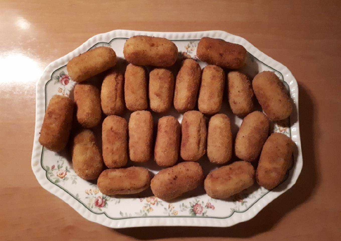 15. Croquetas de pollo