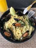 Spaghetti con Choritos al aceite oliva y ajo 🧄