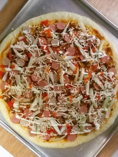 Foto resep Pizza Homemade Enak Mudah Tanpa Ulen