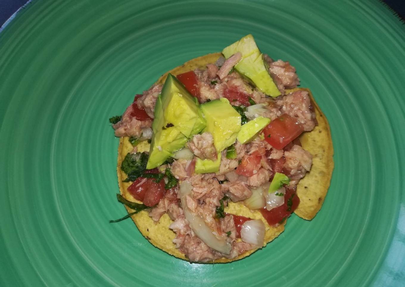 Tostadas de ceviche con atún de lata