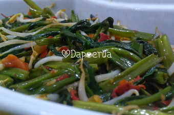 Cara Gampang Menyiapkan #TUMIS KANGKUNG WITH TAUGE yang Bikin Ngiler