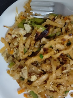 சப்பாத்தி நூடுல்ஸ்(chapati nooodles recipe in tamil) செய்முறை முக்கிய புகைப்படம்