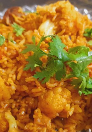 A picture of Soya nuggets veg pulao.