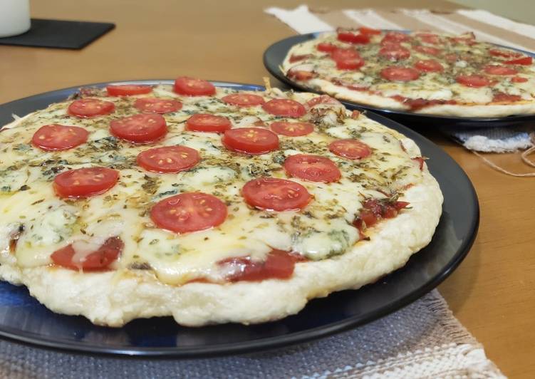 ^ Pizza de frigideira - Gozhowgos