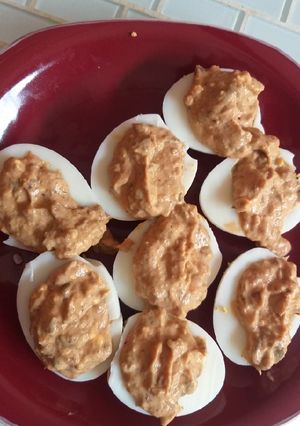 A picture of Stuffed Hard-Boiled Eggs.