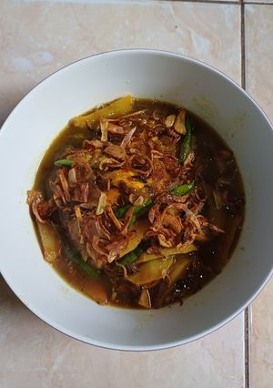 Foto resep Semur Telur Ceplok & Kentang
