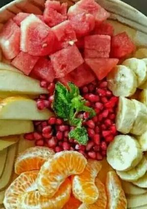 A picture of Fresh Fruit Chaat.