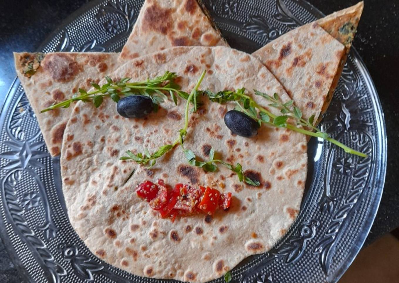 Chana saag Sattu Paratha