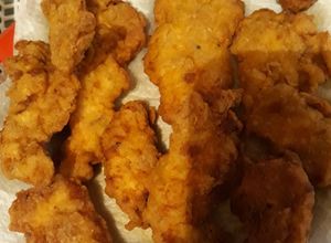 Una foto de Tiras de pollo crujiente
