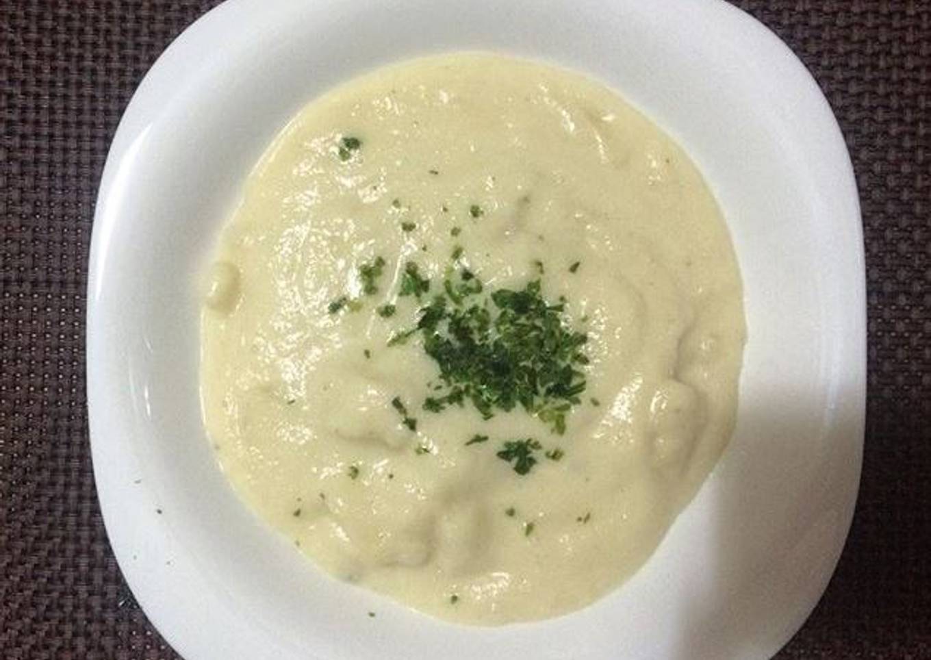 Cream for palms and pores.