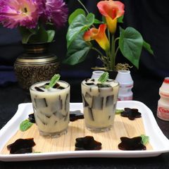 A picture of Coffee jelly with yakult.