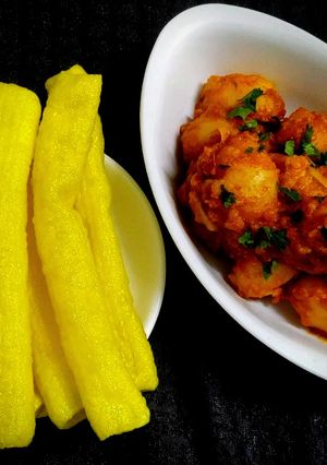 ભૂંગળા બટાકા (Bhungra Bataka Recipe In Gujarati) રેસીપી મુખ્ય ફોટો