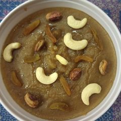 A picture of Suji Halwa.