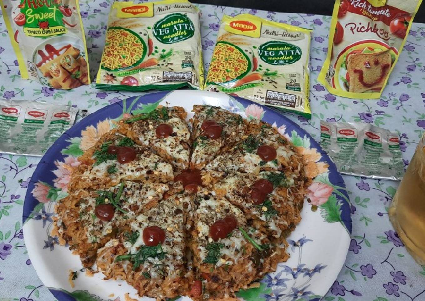 Maggi Nutrilicious Masala VEG ATTA noodles Vegetables pizza