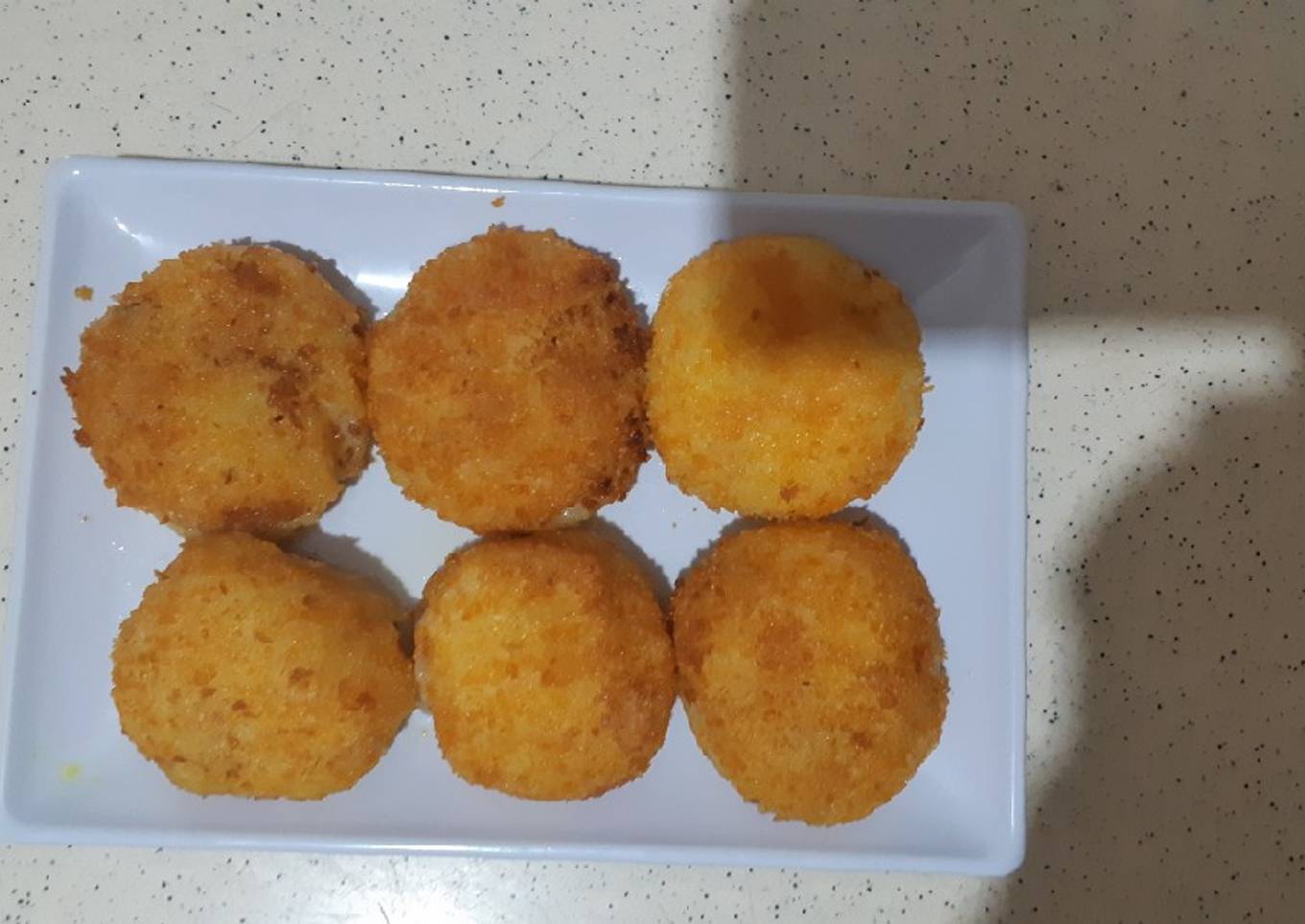 Bola Kentang Sosis Keju