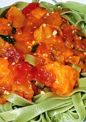 A picture of Fresh tomato Sauce.