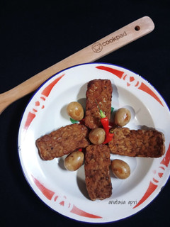 Foto resep Tempe Telur Puyuh Bacem
