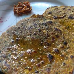 A picture of Mix daal paratha.