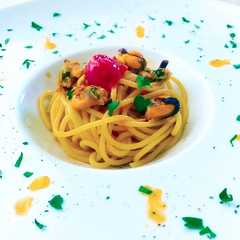 Foto di Spaghetti con cozze e pomodorini 🎄