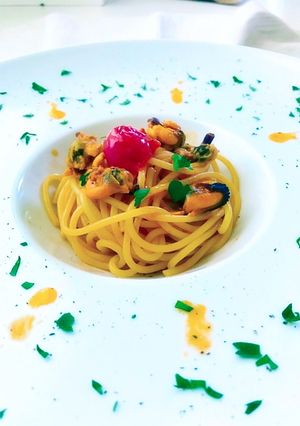 Foto di Spaghetti con cozze e pomodorini 🎄