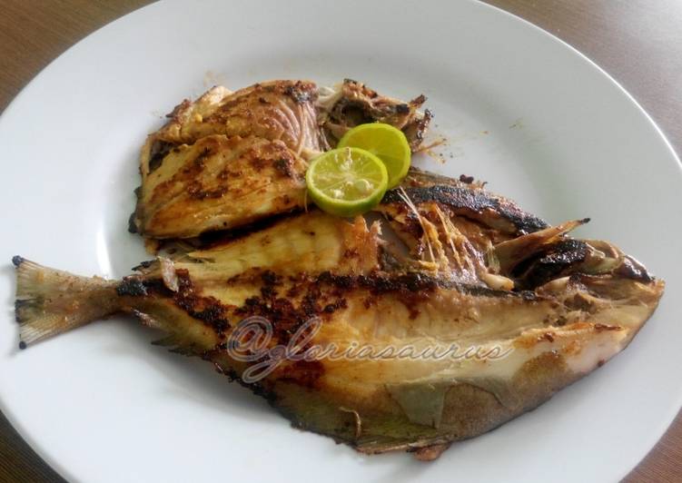Bagaimana Membuat Ikan Bawal Bakar Teflon, Sempurna
