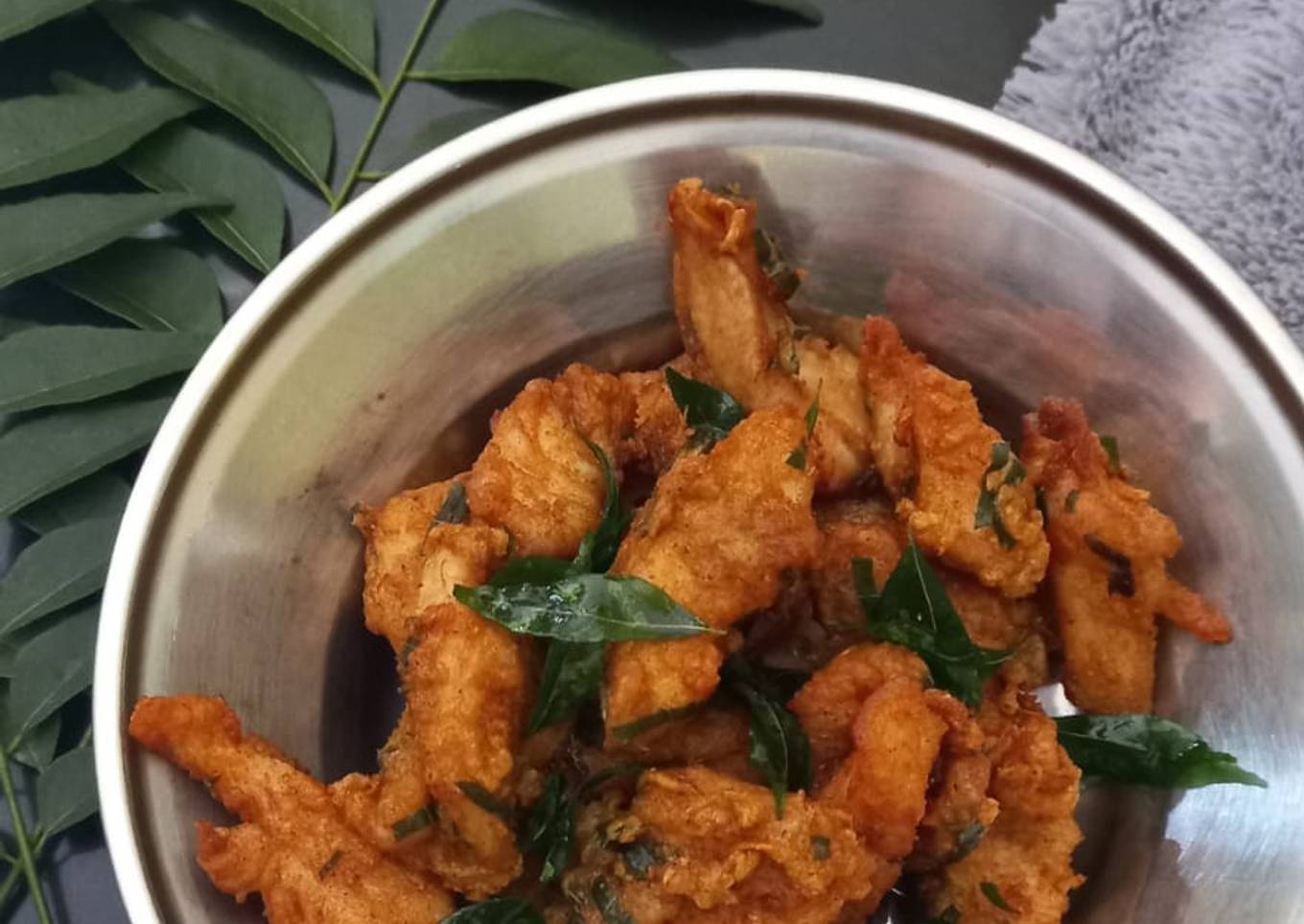 8.1. Ayam goreng berempah
