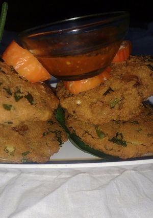 चना दाल पालक वडा (Chana dal palak vada recipe in Hindi) रेसिपी मुख्य फोटो