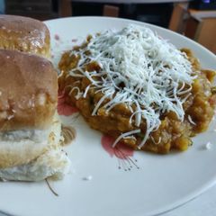 A picture of Street side Pav bhaji.