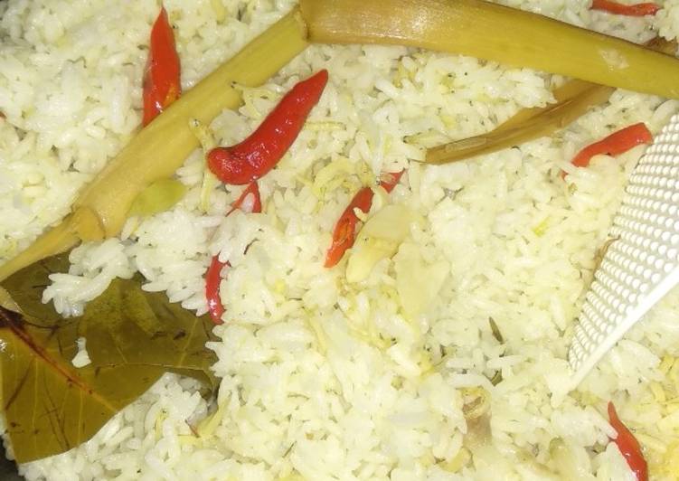 Nasi liwet teri medan sederhana