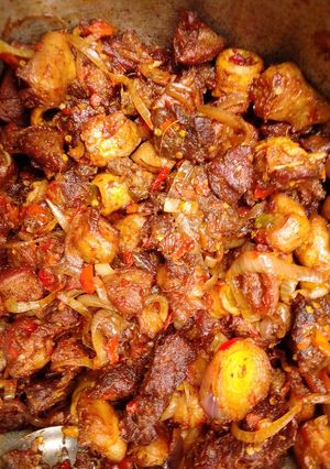 Nama da sauce ainihin hoton girkin