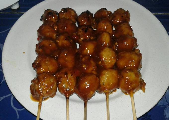 Bakso bakar (alias yakitori meatball)