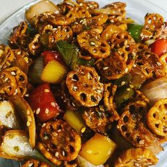 A picture of Honey chilli lotus stem.